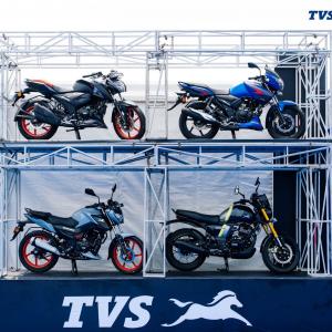 दुईपाङ्ग्रे सवारीसाधनको कर नघट्दा खरिदकर्ता प्रतीक्षामै, सुरक्षा प्रविधि भने अनिवार्य