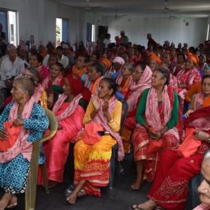 ज्येष्ठ नागरिक सेवा समाज सुन्दरहरैंचा–३ ले गर्याे २५० भन्दा बढी मातालाई सम्मान