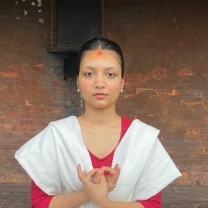 चरित्र हत्या गरेको आरोपमा प्रहरीले पक्राउ गर्याे अभियन्ता वेदिका केसीलाई चरित्र हत्या गरेको आरोपमा प्रहरीले पक्राउ गर्याे अभियन्ता वेदिका केसीलाई