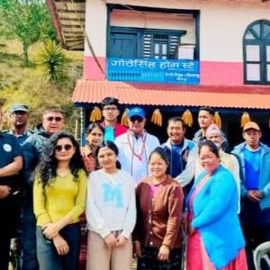 मुख्यमन्त्री हिक्मतकुमार कार्कीले गर्नुभयो मुन्दुम क्षेत्रमा चार किलोमिटर पदयात्रा