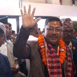 काठमाडौंका श्यामकृष्ण खड्गीद्वारा कांग्रेस सभापतिमा उम्मेद्वारी दर्ता काठमाडौंका श्यामकृष्ण खड्गीद्वारा कांग्रेस सभापतिमा उम्मेद्वारी दर्ता